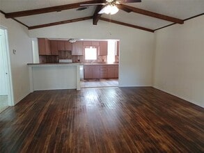 8335 Horseshoe Cir in Kemp, TX - Building Photo - Building Photo