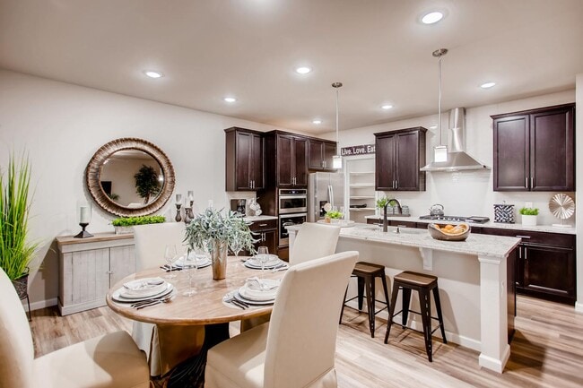 2711 Tallgrass Ln in Berthoud, CO - Foto de edificio - Building Photo