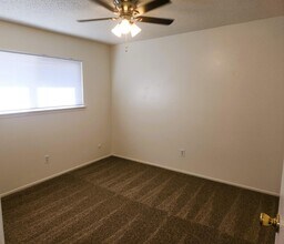5293 N 4th St in Fresno, CA - Building Photo - Building Photo