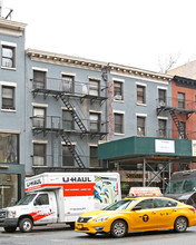 203 W 20th St in New York, NY - Building Photo - Building Photo