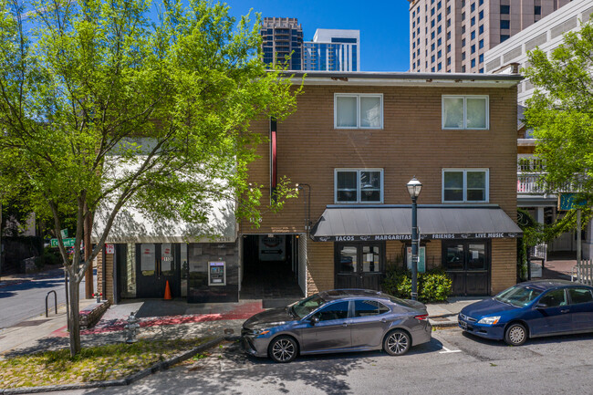 Crescent Apartments in Atlanta, GA - Building Photo - Building Photo