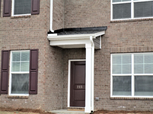 215 Scenic Rd in Anderson, SC - Building Photo - Building Photo