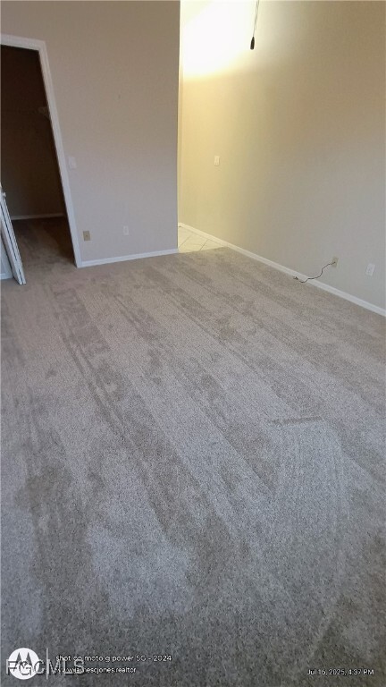 property at 13247 Whitehaven Ln