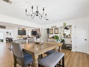 38 Cape Dr NW in Fort Walton Beach, FL - Foto de edificio - Building Photo