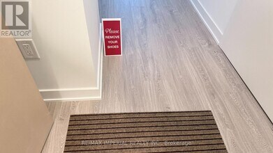 30 Dreamers Wy in Toronto, ON - Building Photo - Building Photo