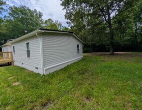 344 Wilshire Dr in Eden, NC - Building Photo - Building Photo