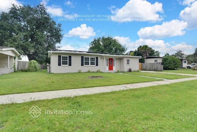 1111 Hastings Dr in Deltona, FL - Building Photo - Building Photo