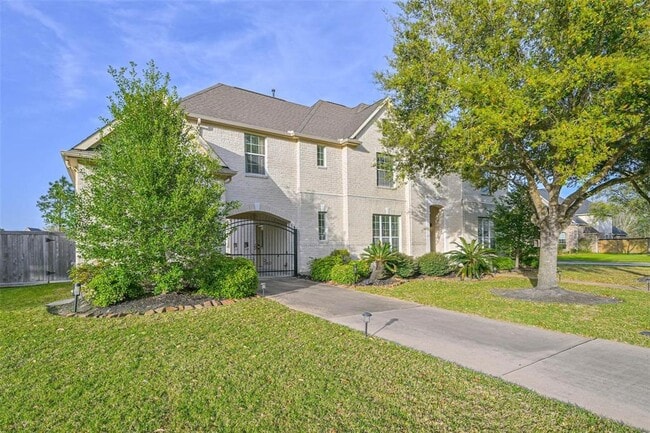 property at 1423 Blakely Grove Ln