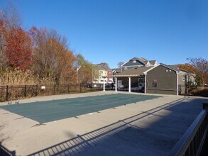 603 Brickell Chase in Chesapeake, VA - Building Photo - Building Photo