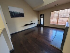 1364 Milano Dr in West Sacramento, CA - Building Photo - Building Photo