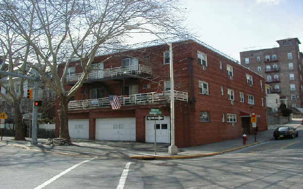 7315 Boulevard E in North Bergen, NJ - Foto de edificio - Building Photo