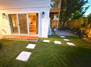 2152 7th Ave N, Unit Studio with private yard in St. Petersburg, FL - Building Photo - Building Photo