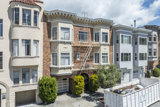 630 Lombard St in San Francisco, CA - Building Photo - Building Photo