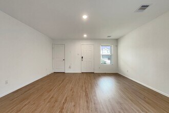 16418 Monte Sinai Dr in Edinburg, TX - Building Photo - Building Photo