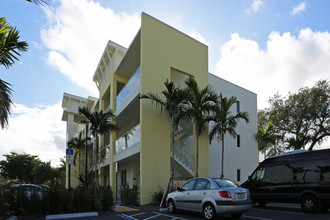 La Vida Apartments in Boca Raton, FL - Building Photo - Building Photo