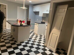 132 Summer St, Unit 1 Rear in Rehoboth, MA - Foto de edificio - Building Photo