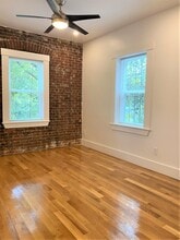 32 Robinwood Ave in Boston, MA - Building Photo - Building Photo