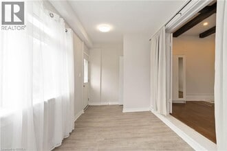 161 Maple St in Simcoe, ON - Building Photo - Building Photo