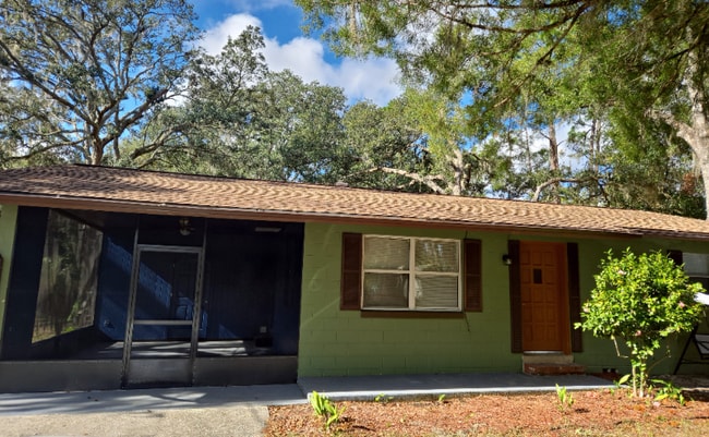 11756 SE 62nd Ave in Belleview, FL - Building Photo - Building Photo