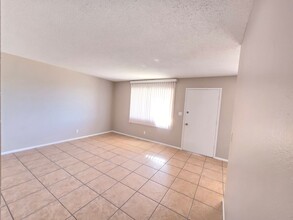 2019 N 49th St in Phoenix, AZ - Building Photo - Building Photo