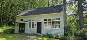50 Mountain Rd in Redding, CT - Building Photo