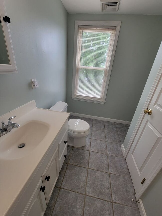 76 Congress St in Manchester, NH - Building Photo - Building Photo