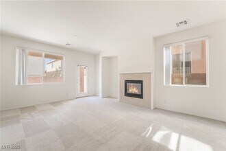 9043 Vintage Wine Ave in Las Vegas, NV - Building Photo - Building Photo