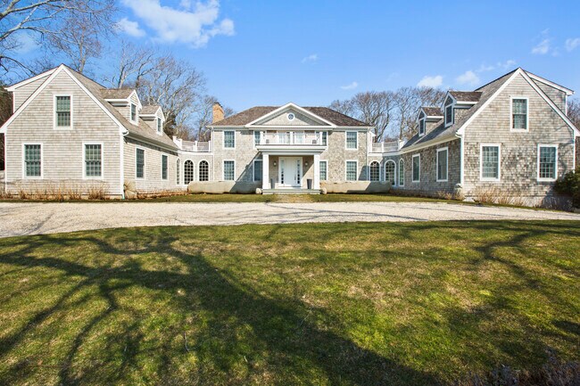 property at 7 Mill Path