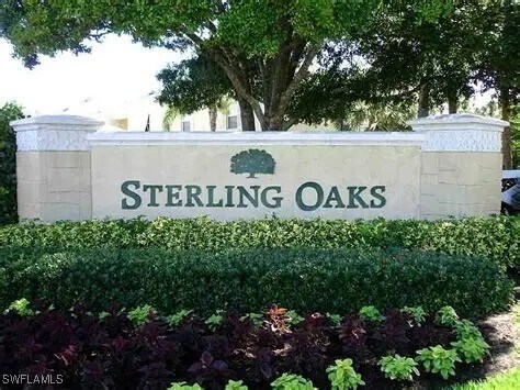 1335 Sweetwater Cove in Naples, FL - Building Photo