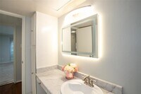 355 N Post Oak Ln photo'