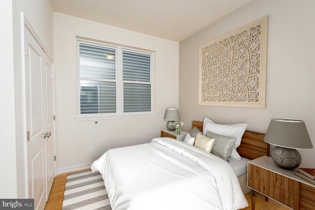 property at 2422 Frankford Ave