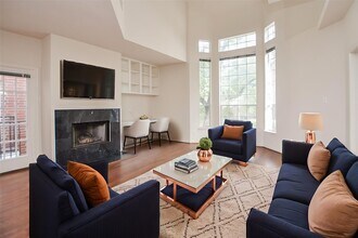 1909 Branard St in Houston, TX - Building Photo - Building Photo