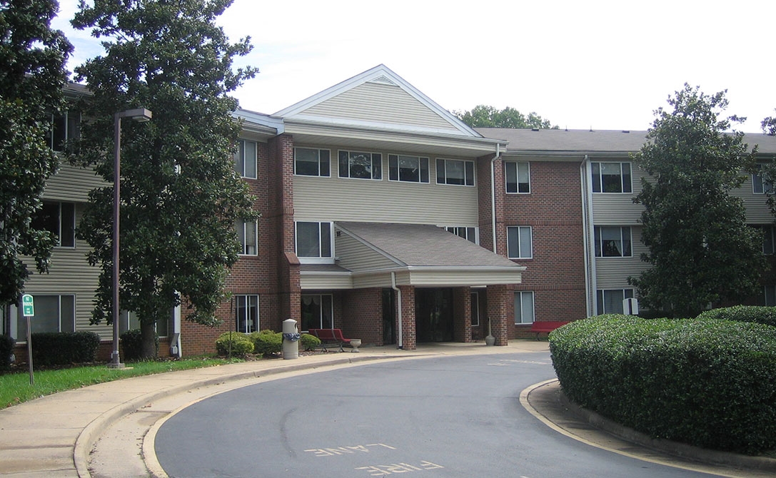 Charnwood Forest Apartments in Richmond, VA - Building Photo