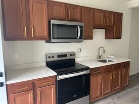 2810 Winchester St in Baltimore, MD - Building Photo