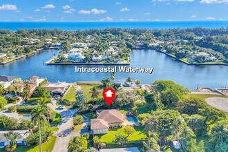 916 Roberts Rd, Unit Unit 2N in Delray Beach, FL - Building Photo - Building Photo