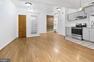 768 Quebec Pl NW in Washington, DC - Building Photo - Building Photo