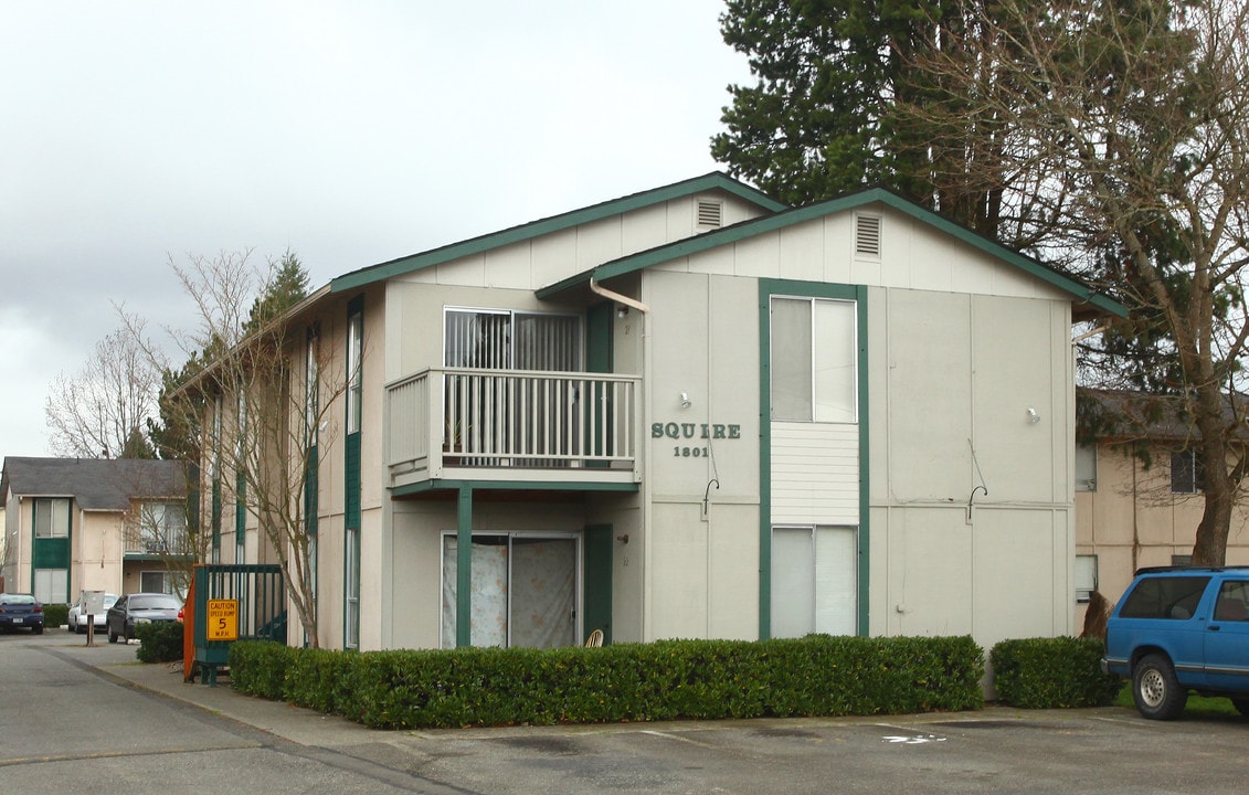 DT086 Squire in Sumner, WA - Building Photo