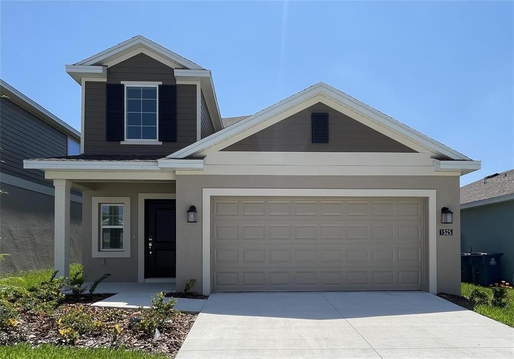 1525 Cumberland Ave in Davenport, FL - Building Photo