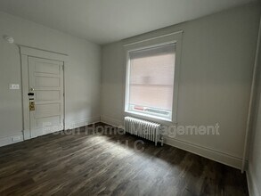 107-109 E Main St in Shiremanstown, PA - Building Photo - Building Photo