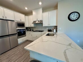 7955 Boyden Way in Kissimmee, FL - Foto de edificio - Building Photo