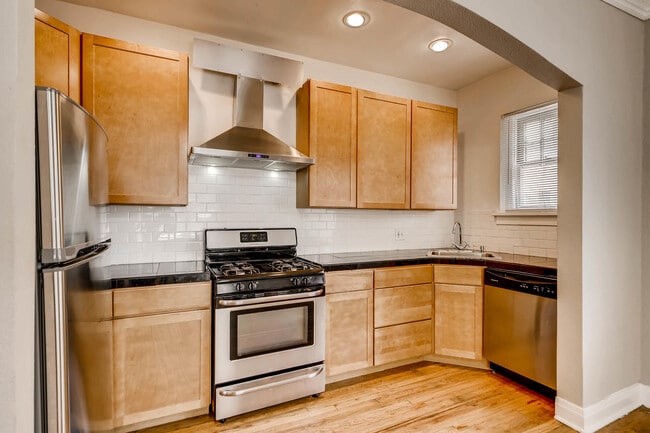 1320 Pennsylvania St in Denver, CO - Building Photo - Building Photo