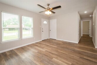 6026 Bluebell Cir in Austin, TX - Building Photo - Building Photo