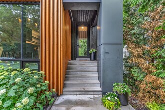 94 Walker Ave in Toronto, ON - Building Photo - Building Photo