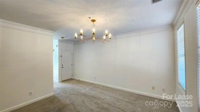 149 Marketplace Ave in Mooresville, NC - Foto de edificio - Building Photo