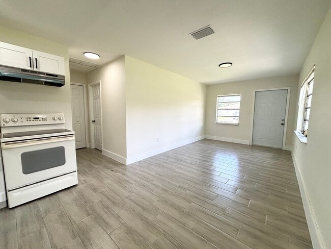 property at 559-561 Wood Ave