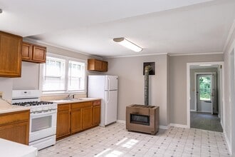 115 E Parker Rd in Morganton, NC - Building Photo - Building Photo