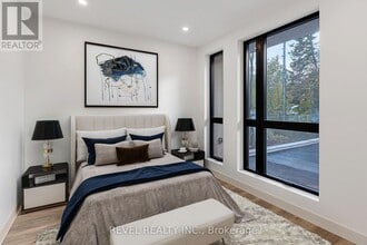 4390 Hillview Dr in Lincoln, ON - Building Photo - Building Photo