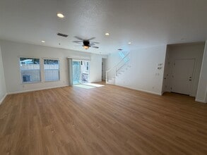 3301 N Park Dr in Sacramento, CA - Building Photo - Building Photo