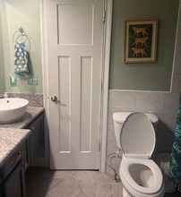 6827 Windward St in Cincinnati, OH - Building Photo - Building Photo