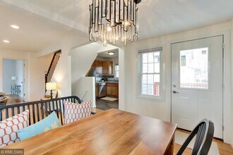 4401 Reservoir Blvd in Minneapolis, MN - Building Photo - Building Photo